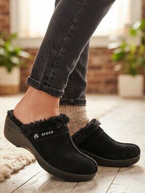 Crocs Cobbler Black Suede Faux-Fur Clog Mules Slip On Women's - Size 10